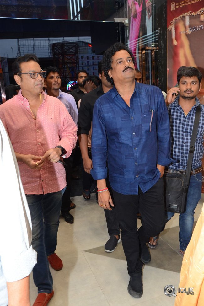 Srinivasa-Kalyanam-Team-at-KLM-Fashion-Mall